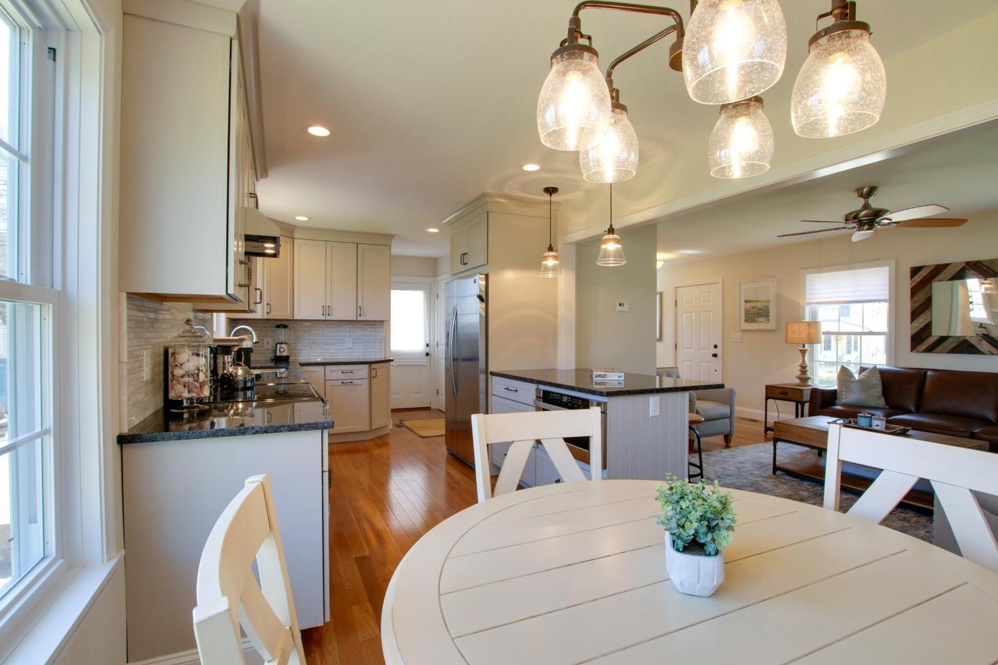Charming Home With Yard Steps To Pawcatuck River! Exterior foto